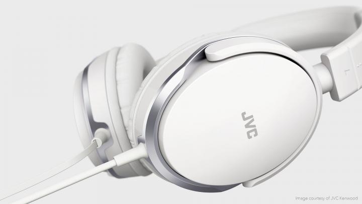 Headphone design and visualization with Modo